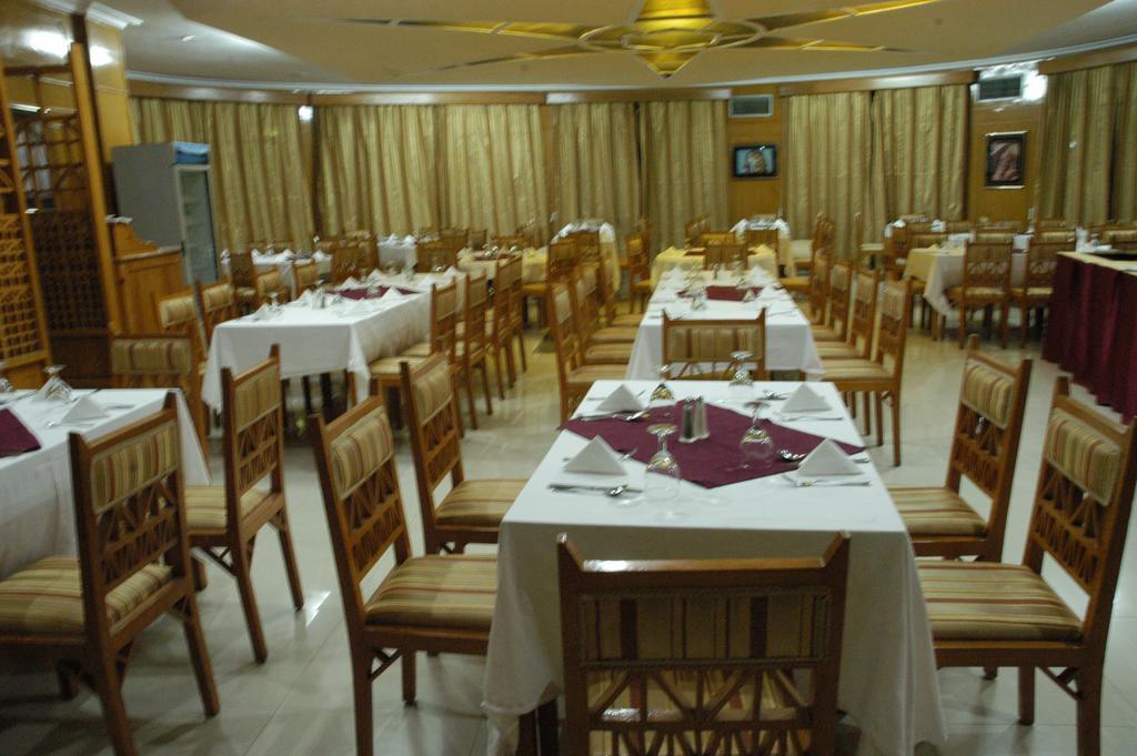 Nefertari Hotel Abu Simble Абу-Сімбел Екстер'єр фото